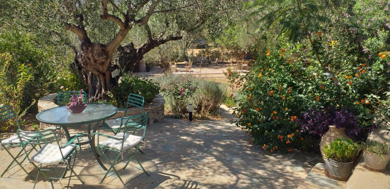 Kavoulakos Studios Skoutarion Exterior photo